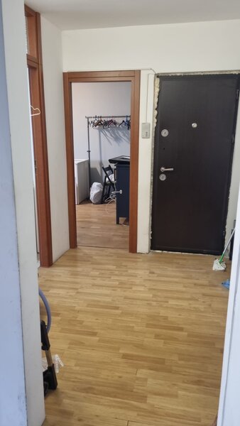 Crangasi, 5 minute metrou,